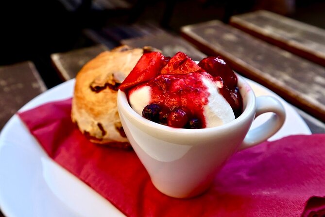 Edinburgh Food Tour with Scotch, Haggis, a Secret Dish & More - The Whisky Moment: How to Drink It Without Pretending