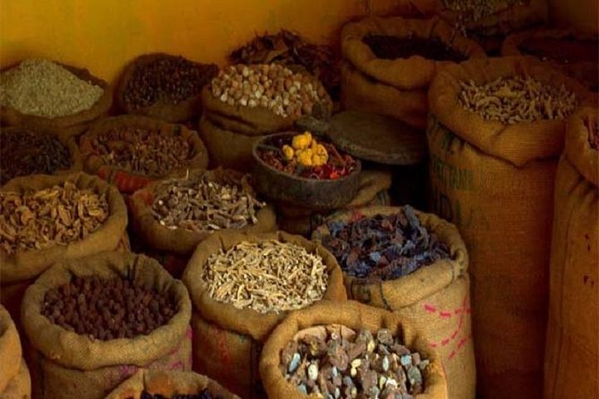 Enjoy the best Food tour in kochi with a local ! - The Real Itinerary: Mattancherry Streets, Then Fort Kochi