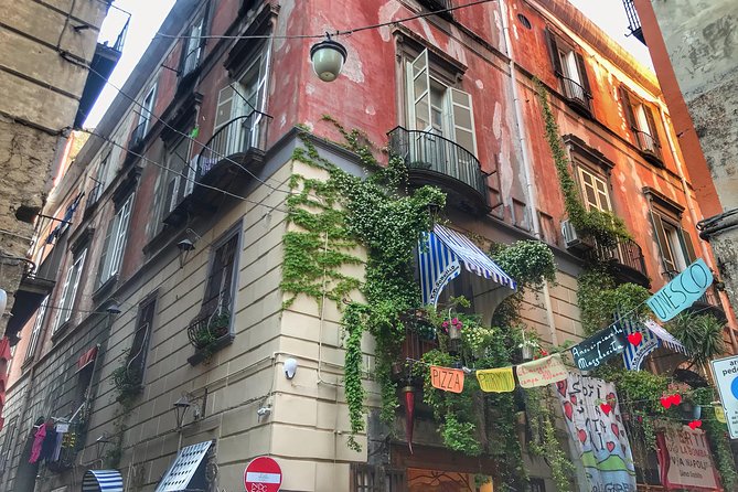 Evening Flavors of Naples: Private Food Tour and Wine Tasting - Buffalo mozzarella in via Atri: what makes it a real stop