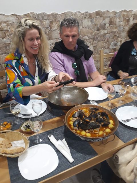Faro: Old Town Guided Walking Food Tour - Faro history on the move: architecture, neighborhoods, and context