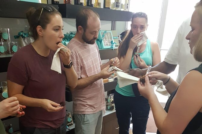 Flavors of Nassau Food Tour - Junkanoo Beach and Tasty Teas: tasting more than just tea