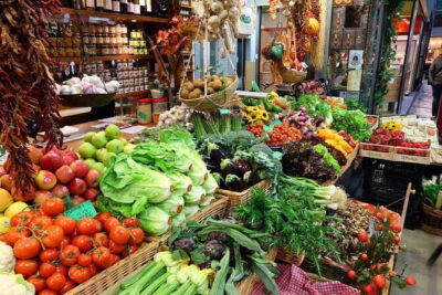 Florence Central Market Food Tour with Eating Europe - San Lorenzo Church stop: Medici power before you taste