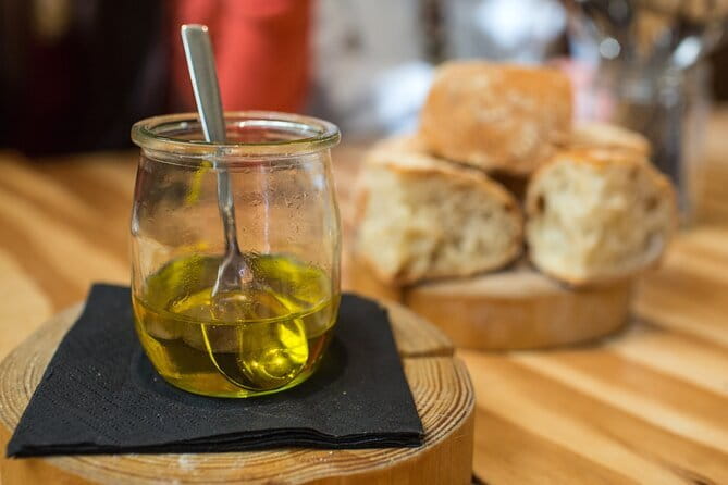 Florence Central Market Food Tour with Eating Europe - Bambi Trippa e Lampredotto: lampredotto and Sangiovese