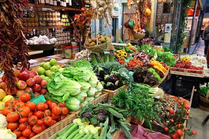 Florence Central Market Food Tour with Eating Europe - San Lorenzo Church stop: Medici power before you taste