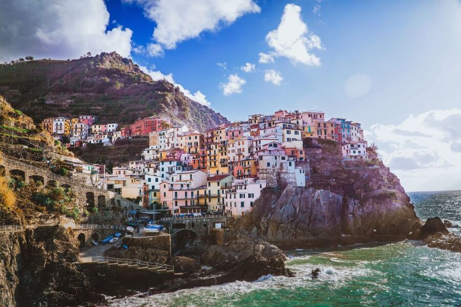 Florence: Cinque Terre Day Trip with Optional Street Food - Scenic Coach Ride Along the Coast: The Warm-Up for Big Views