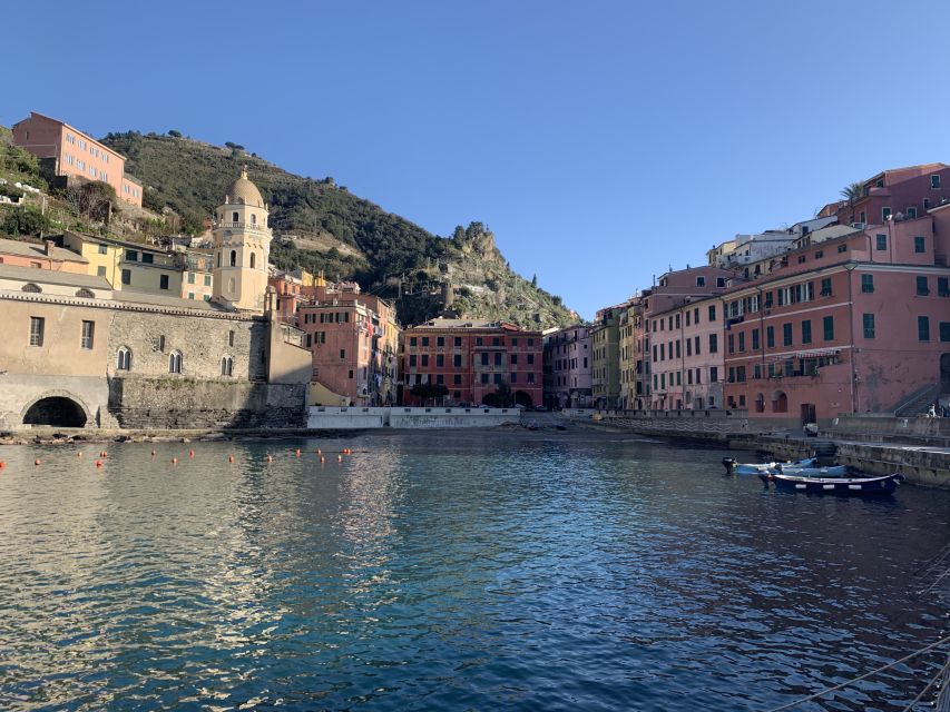 Florence: Cinque Terre Day Trip with Optional Street Food - Vernazza: More Time to Wander, Plus Another Chance at Sea Views