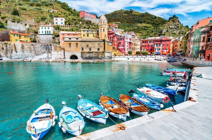 Florence: Day Trip to Cinque Terre with Optional Street Food - Manarola: a quick hit of cliffside charm