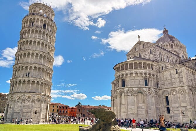 Florence Exclusive PRIVATE Food Tour with 6 or 10 Tastings - How Guides Turn Streets Into Stories (Maria, Eden, Yu, Ana, and More)