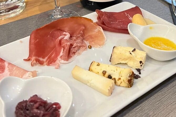 Florence Food Tour with Truffle Pasta, Steak & Free Flowing Wine - Starting at 5:00 pm: The Route and Why the Walk Matters