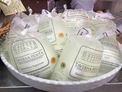 Florence: Guided Food Tour with Fiorentina Steak and Wine - Price and value: what $70 buys you in 4 hours
