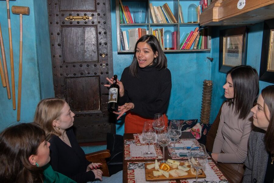 Florence: Private Food Walking Tour with Tuscan Classics - Value and “what you get” beyond the menu