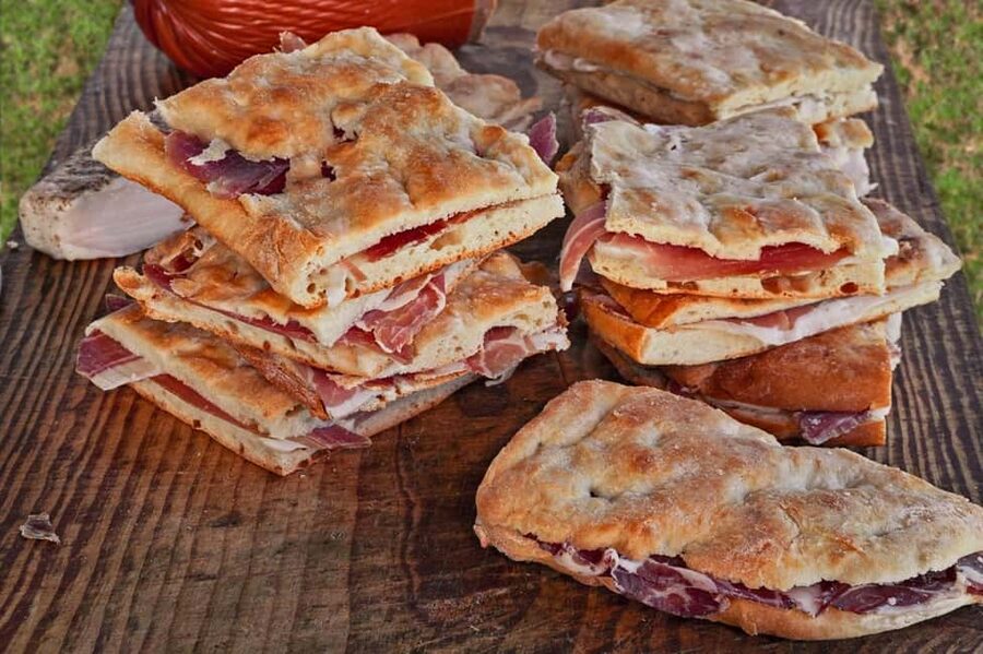 Florence’s Ultimate Food Tour: Full Tuscan Meal with a Local - Group dynamics: how small numbers change the experience