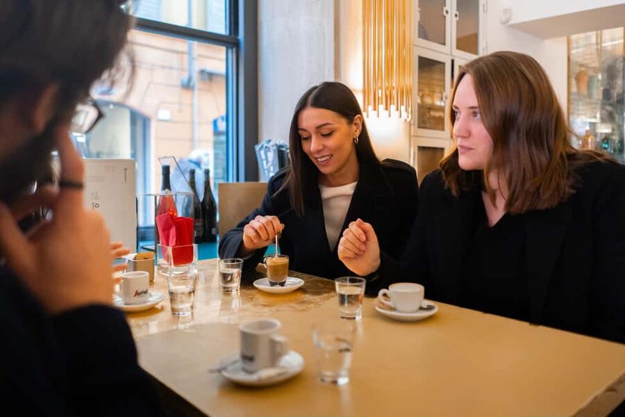 Florence’s Ultimate Food Tour: Full Tuscan Meal with a Local - Florence Central Market dessert: cantucci with vinsanto or gelato