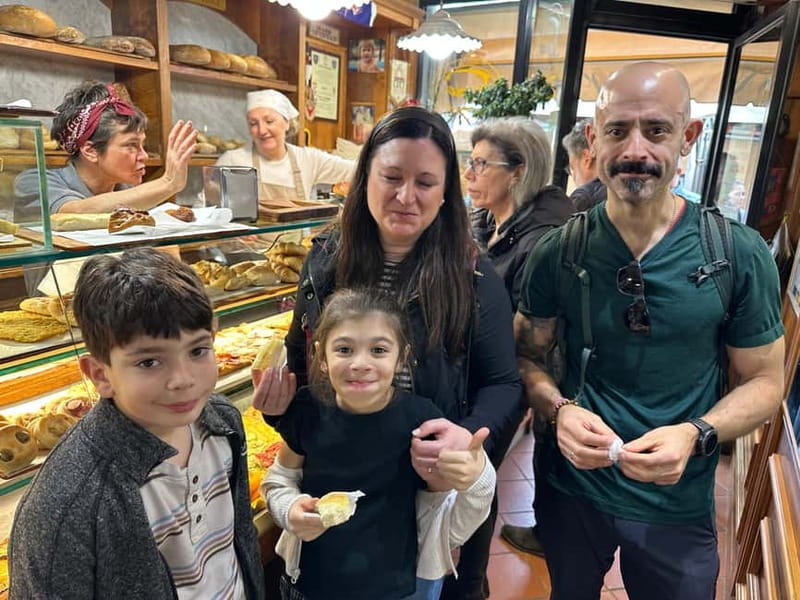 Florence: Street Food Tour with Wine & Local Guide - Wine tasting included: what you’re getting and how to think about it