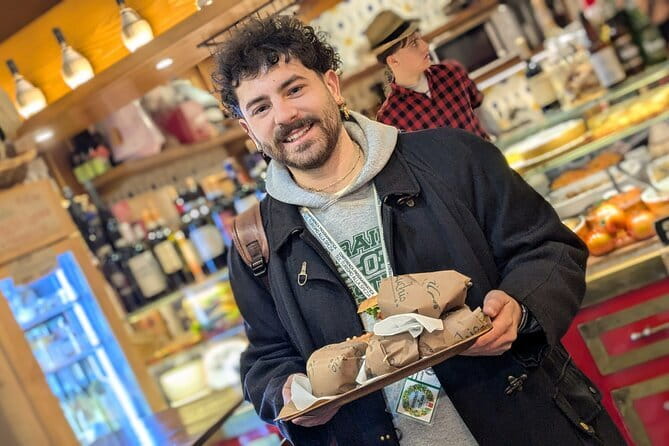 Florence Street Food Walking Tour with wine in Duomo Area - Key things to know before you go