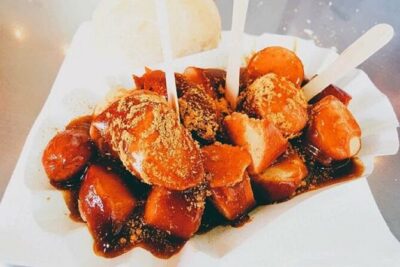 Food tasting tour in Berlin of HIDDEN GEMS (Small Groups) - Start at Hackescher Markt for schnitzel and beer (with a vegan option)