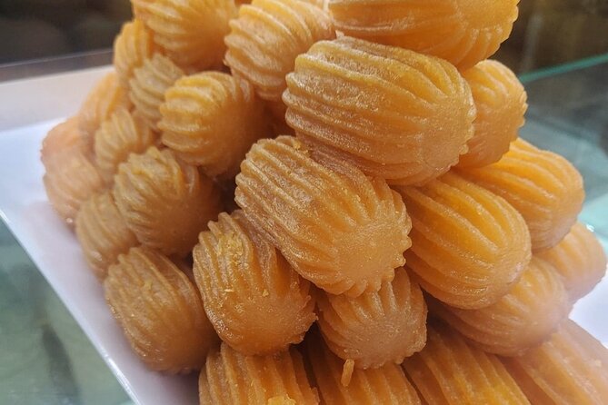 Food Tour in Mykonos - Famous Tastings - Entering Mykonos Town the Easy Way (Manto Mavrogenous Square to Matoyianni)