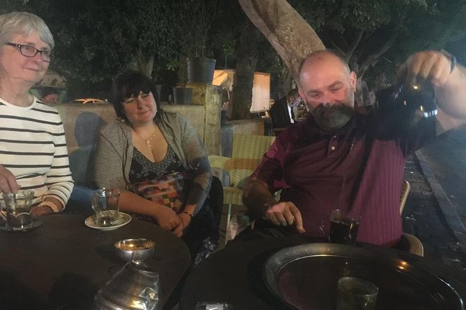 food tour private tour from cairo or giza hotel - What you’ll do during those 3 hours (and what makes it feel local)