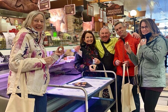Food tour with EAT and CHILL TOUR Geneva & Lausanne - Wine Tasting That Actually Teaches You Something