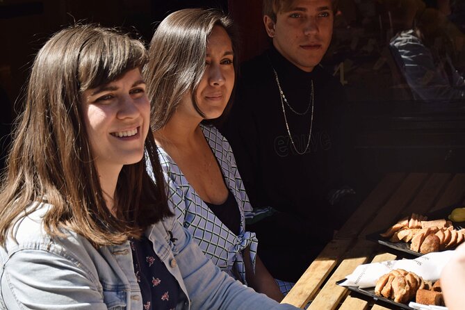 Food Walking Tour of The Hague - by Bites & Stories - Binnenhof and Ridderzaal: parliament sights with a 24/7 public feel