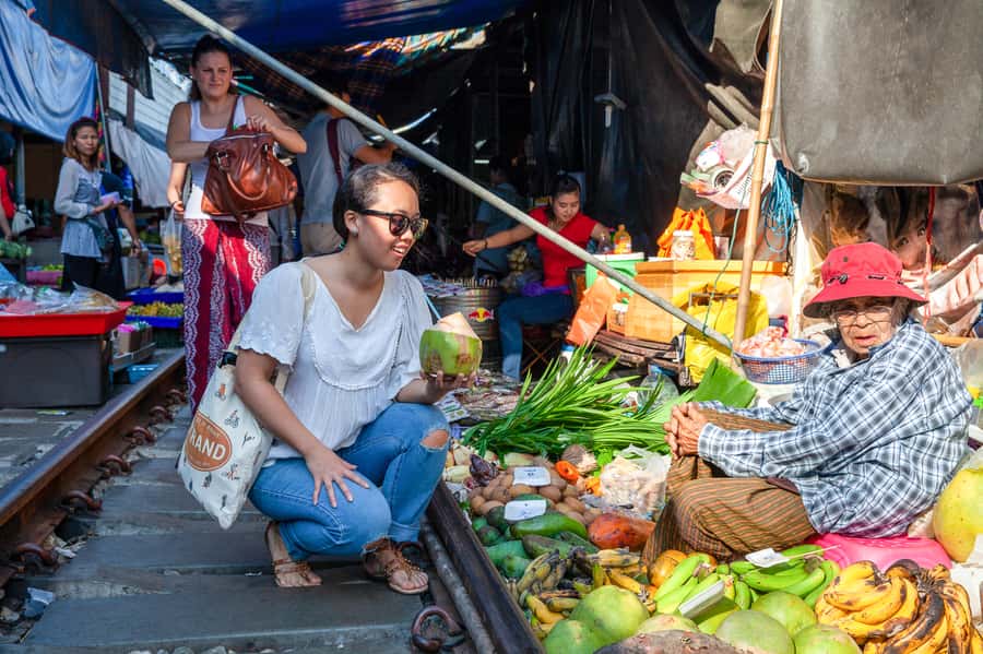 From Bangkok: Maeklong Railway and Floating Market Food Tour - The Samut Songkhram Photo Stop: Small Break, Big Context