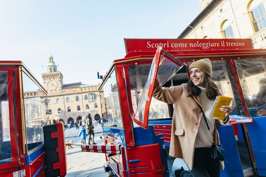 From Bologna: Roundtrip San Luca Train Ticket & Food Tasting - Who Should Book This San Luca Express Experience?