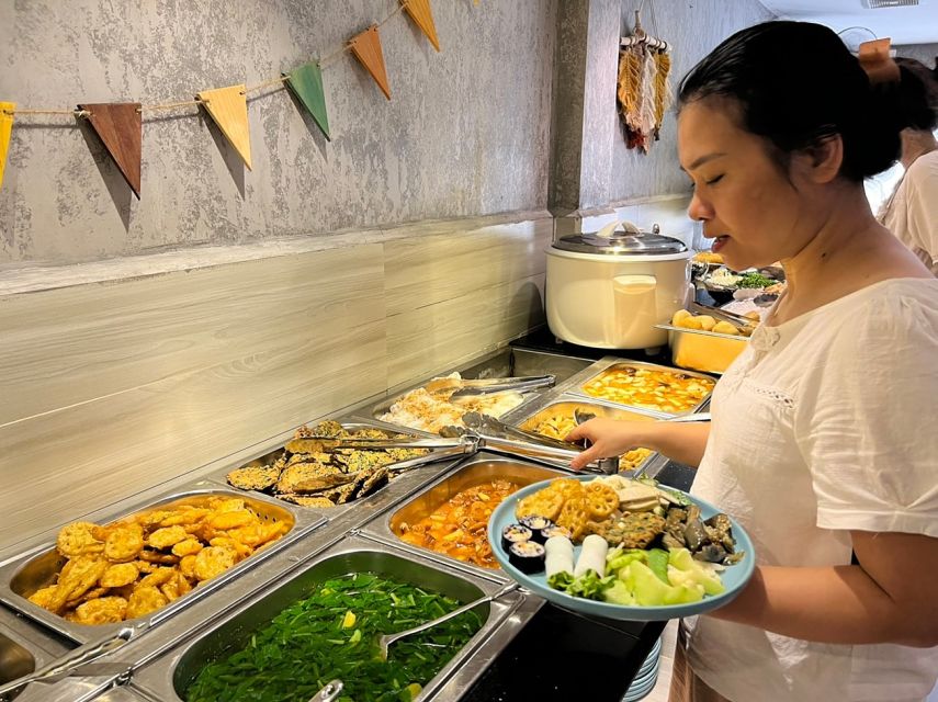 From Hanoi: Old Quarter Vegetarian Food Tour - The Old Quarter snack route: how the 3 hours of food pacing works