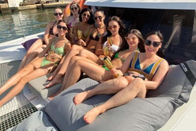 From Palma: Luxury Catamaran Group Tour with Tapas & Drinks - Boarding at La Lonja: What Timing and Setup Look Like