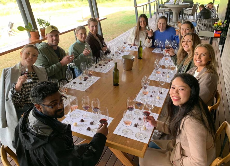 From Sydney: Hunter Valley Wine, Gin & Food Tastings Tour - Wine + cheese and chocolate: the pairing that people remember