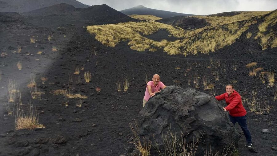 From Syracuse: Mount Etna Guided Morning Hike & Food Tasting - Grotta dei Tre Livelli and the Lava Cave Experience