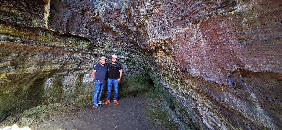 From Syracuse: Mount Etna Guided Morning Hike & Food Tasting - Optional Higher Transport: When Going Above the Standard Route Is Worth It