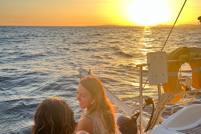 Full Day, Half Day, or Sunset Sailing Cruise with Tapas & Drinks - Sunset sailing: 3 hours of softer light and calmer vibes