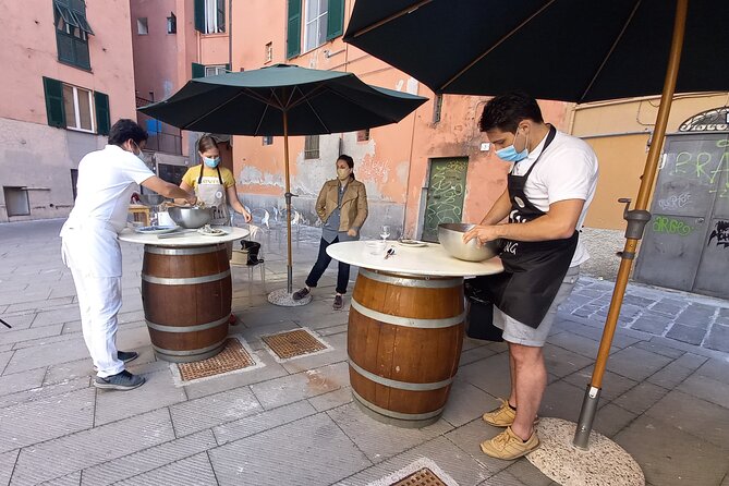Genoa Culinary Masterclass-A Hands-On Experience by Do Eat Better - The stop near Torri di Porta Soprana: more than a photo break