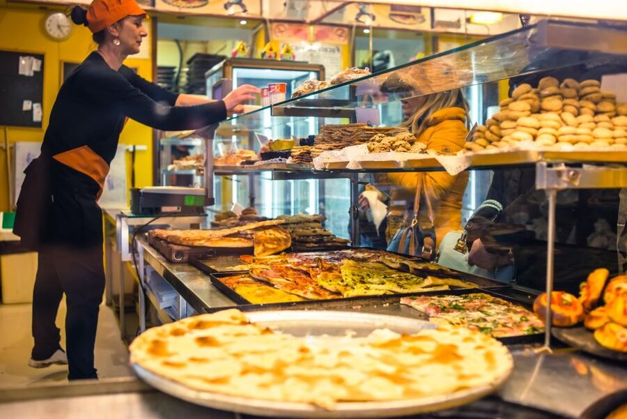 Genoa: The Ultimate Traditional Food and Drinks Tour - What you’ll actually eat: Genoese staples, not random Italian plates