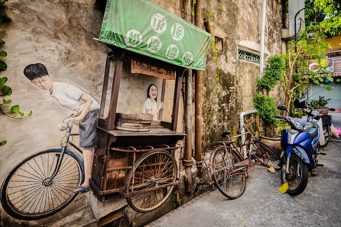 Good Morning Penang Food Tour with 15+ Tastings - Heat, Umbrellas, and Shoes: The Practical Part That Makes or Breaks It