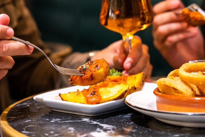 Gourmet Tapas and Wine Tour in Palma de Mallorca - Your Old Town route: Carrer dels Hostals to Plaça de la Reina