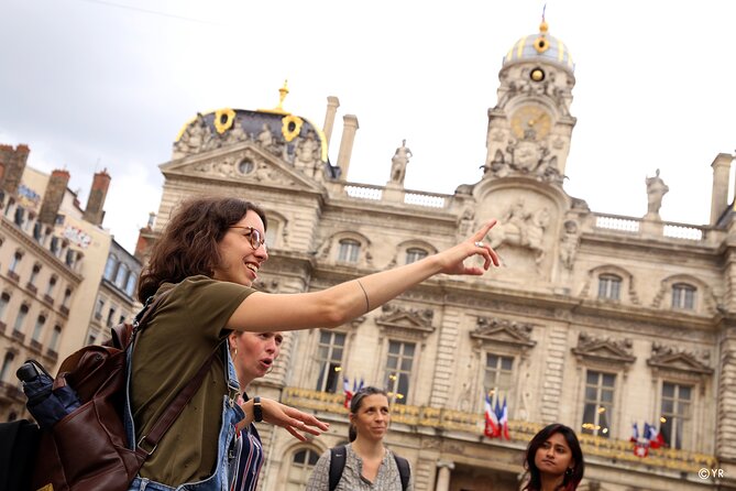 Gourmet Vegan Private Tour of Lyon 3 hours - Stop 6: Place des Terreaux—where your walk naturally “lands”