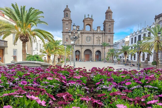 Gran Canaria 7 Highlights Small Group Tour with Tapas Picnic - Las Palmas de Gran Canaria in a few focused hits: Vegueta market and the main square