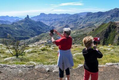 Gran Canaria 7 Highlights Small Group Tour with Tapas Picnic - Stop 1: Taliarte area photo stop and the black volcanic sand beach mood