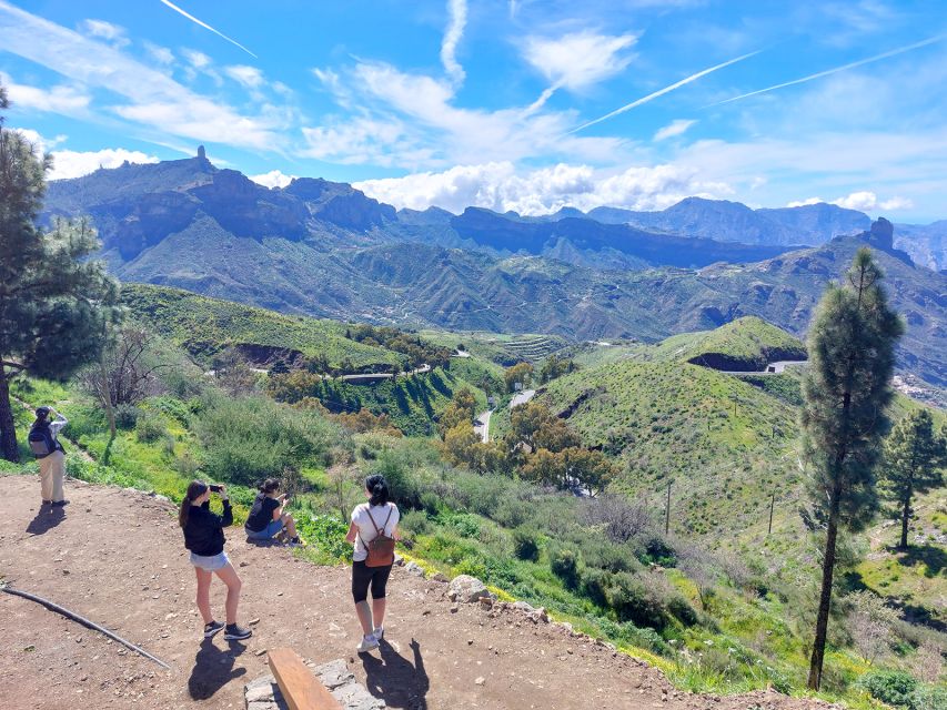 Gran Canaria 7 Highlights Small Group Tour with Tapas Picnic - Tips to enjoy the day: shoes, jacket, and photo timing