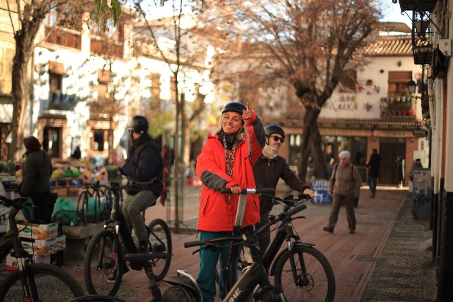 Granada: Highlights & Viewpoints eBike Tour with Tapas Break - Why Granada’s Streets Feel Easier on an eBike