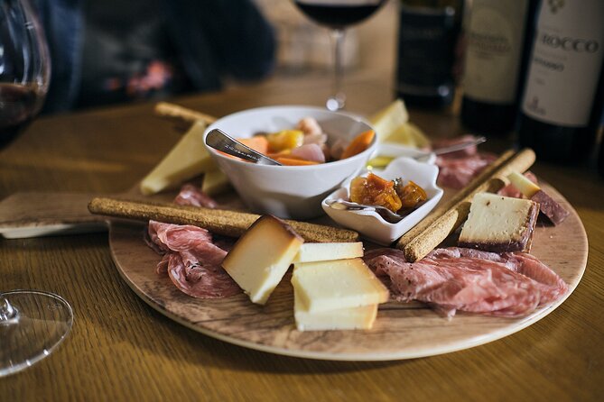 Guided Food Tour with Wine Tastings in Genoa - Key things to love about this Genoa walk