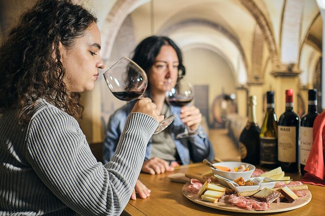 Guided Food Tour with Wine Tastings in Genoa - Why this Genoa food tour works so well (and for whom)