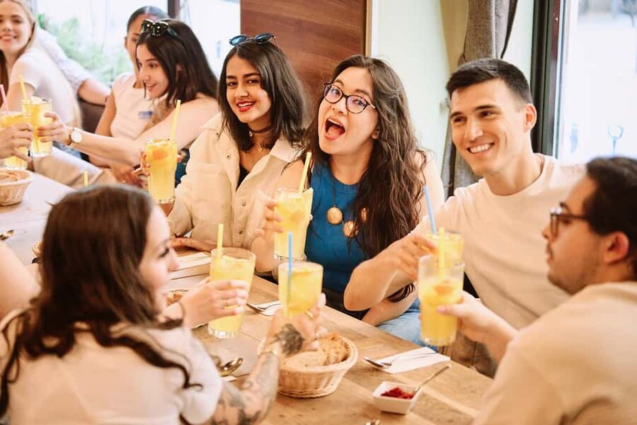Guided Tipsy Food Tour with Drinks Included in Budapest - Sit-down classics: nokedli and Flódni in the middle of the night-out energy