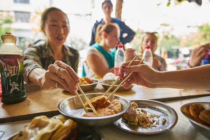 Half-Day Bike Tour of Shanghai Old Town with Food Tasting - Fazang Temple: what you’ll actually learn at a religious site