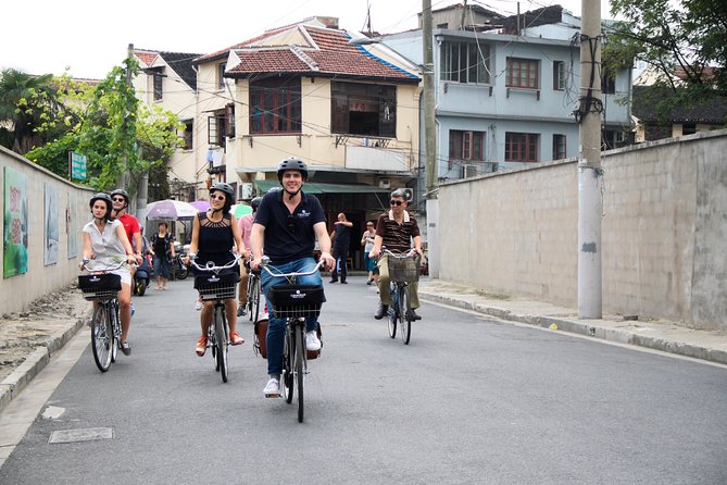 Half-Day Bike Tour of Shanghai Old Town with Food Tasting - Fuxing Park: local routines you can watch from the right angle