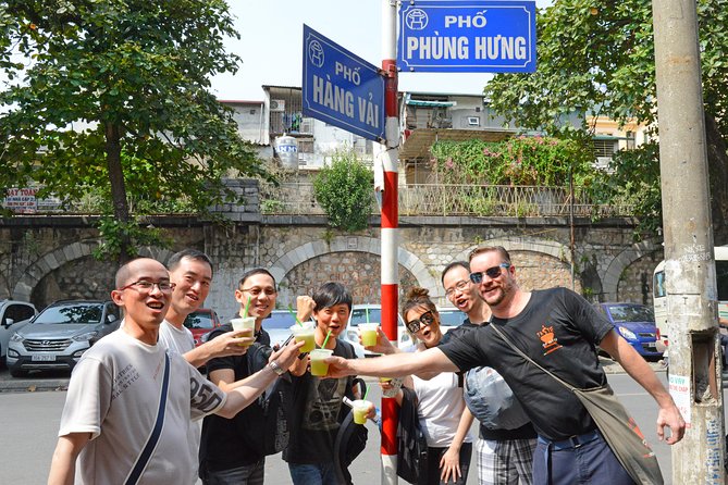 Half-Day Hanoi Food Walking Tour - Street-Food Vendor Stops: How the Buying and Tasting Feels Real