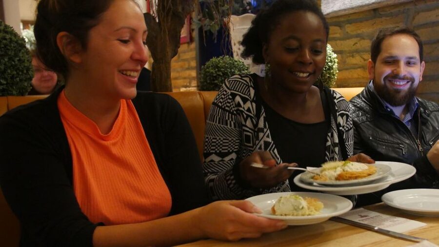 Hamburg: Schanzenviertel Culinary Tour - Sternschanze from star-fort shape to cult-status streets