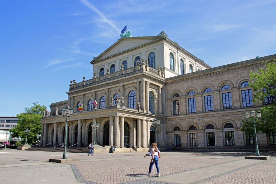 Hannover: Culinary Walking Tour Downtown + Old Town - The tastings: five stops that keep the walk from feeling repetitive
