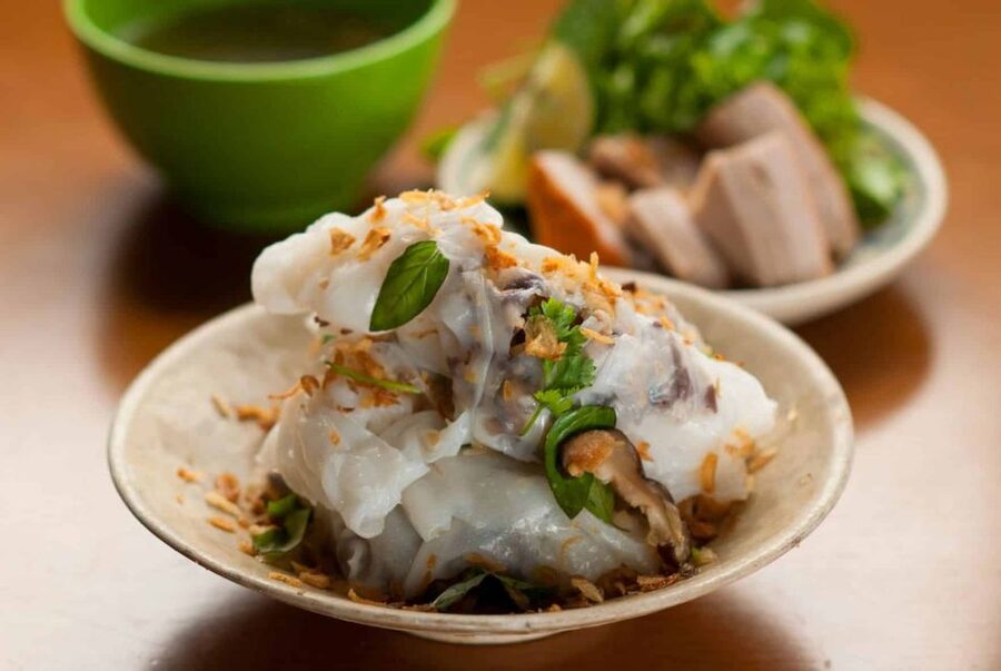 Hanoi: 7 Tastings Street Food Tour with Train Street - Pickup, walking limits, and what to bring (so the night stays fun)